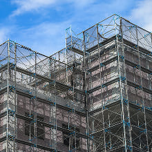 足場設置による外壁打診調査